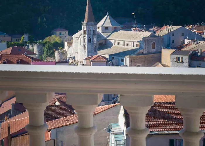 Sul Borgo Apartment *